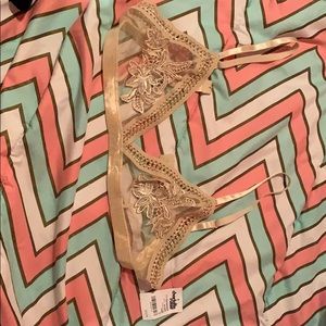 Lace cream bra